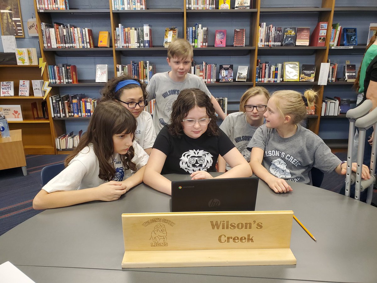 WCreekLibrary's tweet image. The @WilsonsCreekInt team is ready for the Middle School #SPSBoB competition! Here we go!
#SPSlib
