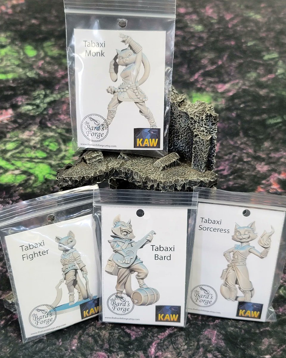 GigaBitesSocial's tweet image. The restock of @the.bards.forge minis brought our favorite fearless felines and their friends who like to monkey around! These rising minis are perfect for a game with a fun flair!
#tabletopmini #tabletopminiatures #tabletopcommunity #resinminiatures #cats #tabaxi #minis #furries
