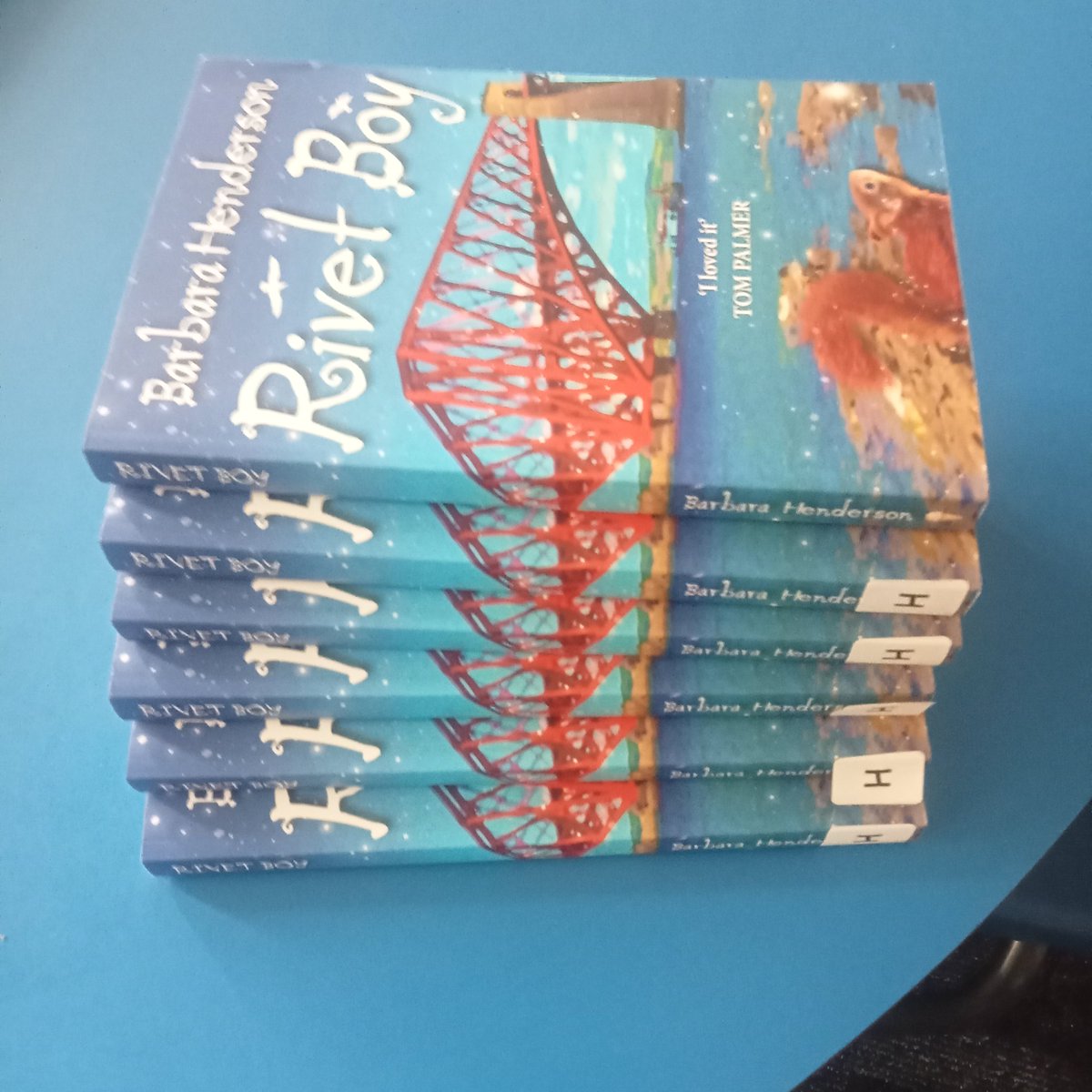 A kind donation of a set of the novel Rivet Boy by Barbara Henderson. Thank you.  A great addition to our class novels. @BWBooks @TheForthBridges @scattyscribbler