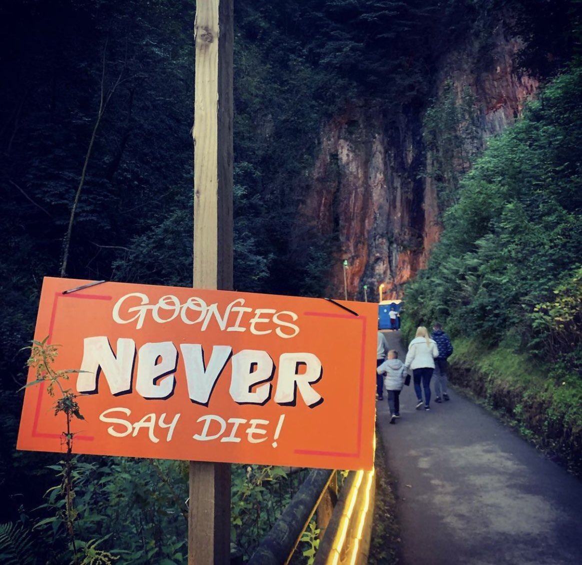 VillageScreen's tweet photo. So sorry, we have been a bit rubbish on here over the past few months 🤦‍♀️ 

BUT GOOD NEWS we are back at @DevilsArse next month to kick start our Spring/Summer cave cinema experience in the Peak District 🙌🎉

Check out our line up and book tickets here: https://t.co/irWm9LlDZT https://t.co/UGQQnJlP5o