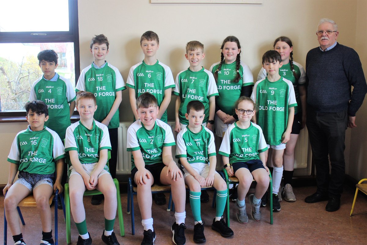 Thanks to Liam and Heather from the Old Forge Inn, Cloontia for their recent sponsorship of our new jerseys.