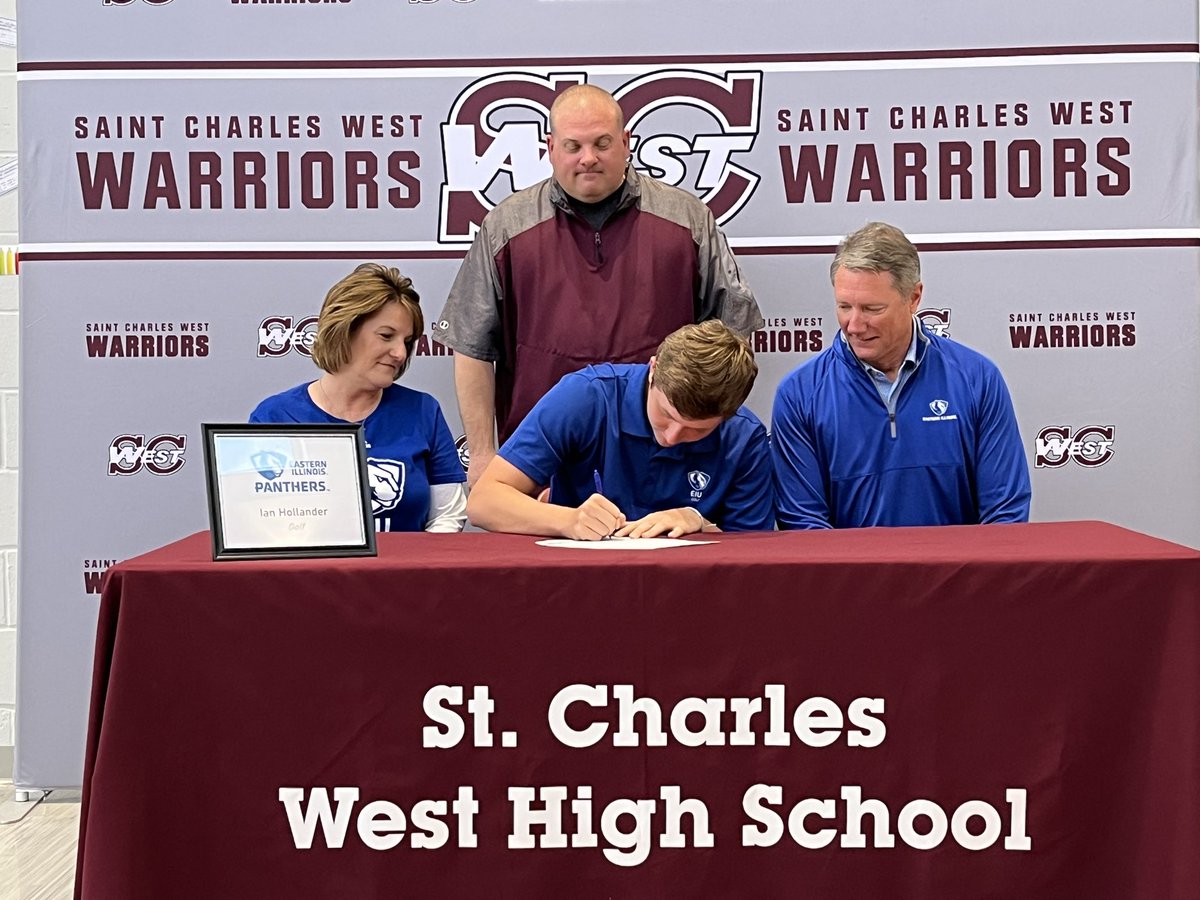 ianhollander30's tweet photo. It’s official✍️ #GoPanthers🔵⚪️🔵⚪️ @scwestgolf @scwactivities @EIU_Panthers https://t.co/vDmK4raHVE