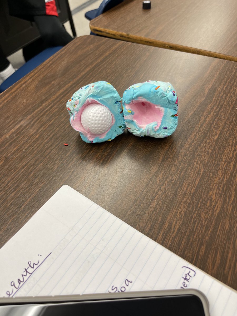 panorfle's tweet photo. 5th graders making models of the Earth’s layers ⁦@Taritzel11⁩ ⁦@apr_paras⁩ ⁦@sd_teaching⁩ ⁦@FlinnNancye⁩ https://t.co/JUgfhvEHT9