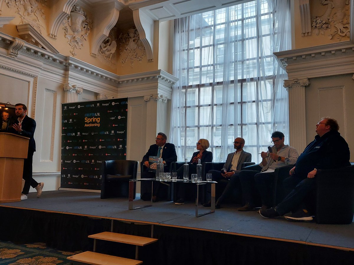 EditorParkin's tweet photo. And here is your final panel of the day...
Can London Seize its Opportunity to Lead the Digital World?
#CAMSpringAwakening https://t.co/xcsEjqwann