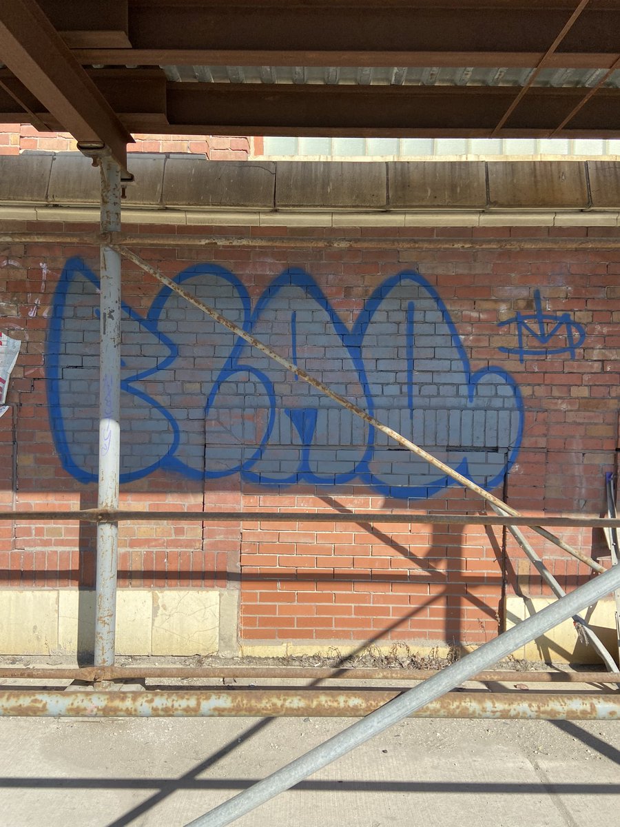 _MarkPure32's tweet photo. South Side Chicago abandoned factory… #Zwon #Fact #Atomic #Tdm @graffitichicago @GraffitiRadical #GraffitiArt #chicagograffiti @GraffitiDocFilm @GraffitiArtMag @at149st @StreetArtDream #StreetArt https://t.co/hXQAueDyrl