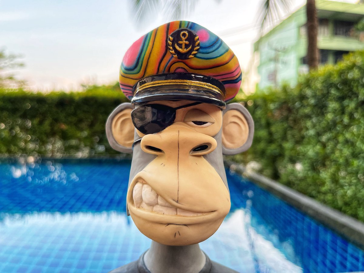 claynonfungible's tweet photo. Captain Dantes (aka #BAYC 5911) is the most respected psychedelic pirate in the swamp. It is also an immortal clay sculpture that I made with love for @MetaDantes and @BoredApeYC 🏴‍☠️⚓️ https://t.co/RpEPVpjySe