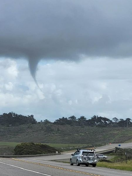 PGE_John's tweet photo. Christopher Payne photographed a funnel cloud over Cambria on March 29.  #CAwx https://t.co/jfsse6Zt02