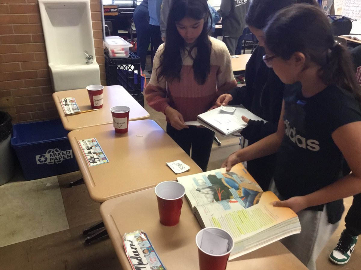 MrsWeiner21's tweet image. Continuing the Water Cycle Relay!  @ORHEagles21 #makingitfun #wehelpchildren