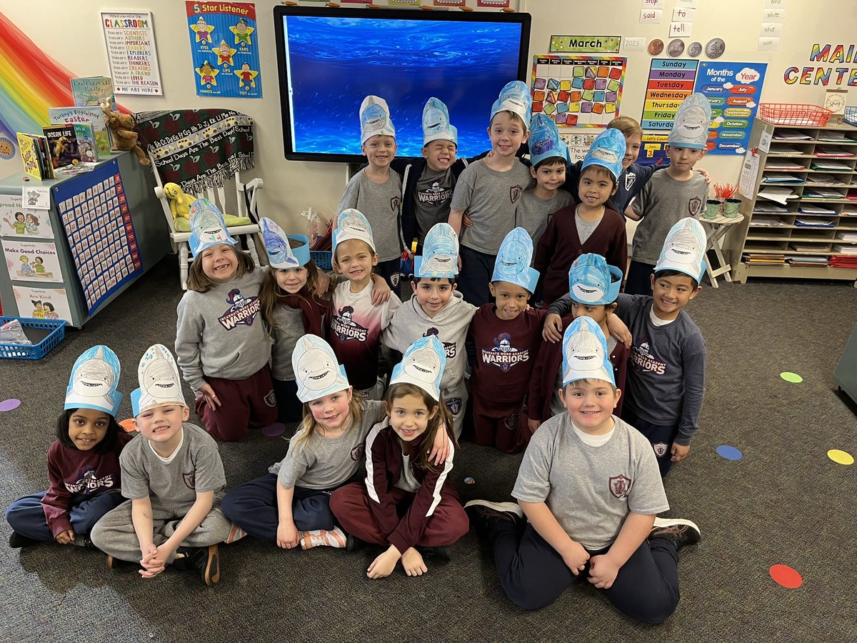 IWAonline's tweet photo. SHARKTASTIC learning with @sharkladyuk for @Sharks4Kids as our kindergarten students explore these amazing creatures and inquire all sorts of things! #research is #stem learning! https://t.co/xGpcZPEy8K