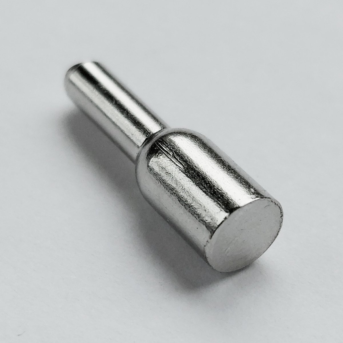 HardwareTuxford's tweet photo. Anyway, it's been a long time coming, but I am finally working on listing our latest item - these fully nickel-plated 3mm dia. plug-in shelf supports. A variation on our 3mm Galv for Glass studs, designed for wooden shelves instead. https://t.co/nEWAajWaPv