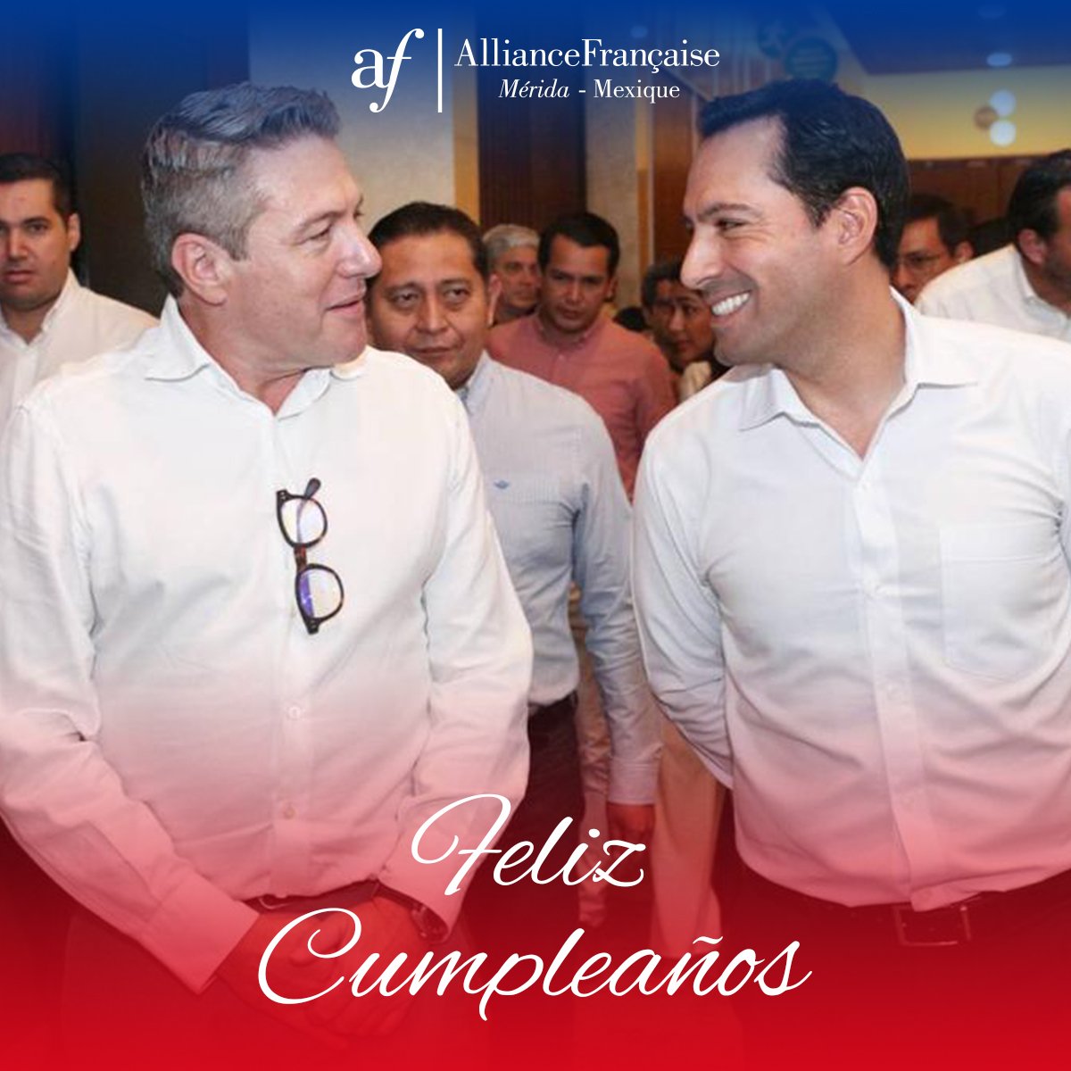 "Estimado Gobernador <a href="/MauVila/">Mauricio Vila</a>, en esta fecha especial espero que la felicidad sea una constante en su vida así como los éxitos personales, familiares y profesionales. Reciba mis sinceras felicitaciones." Jean-Christophe Napias, director de la Alianza Francesa de Mérida