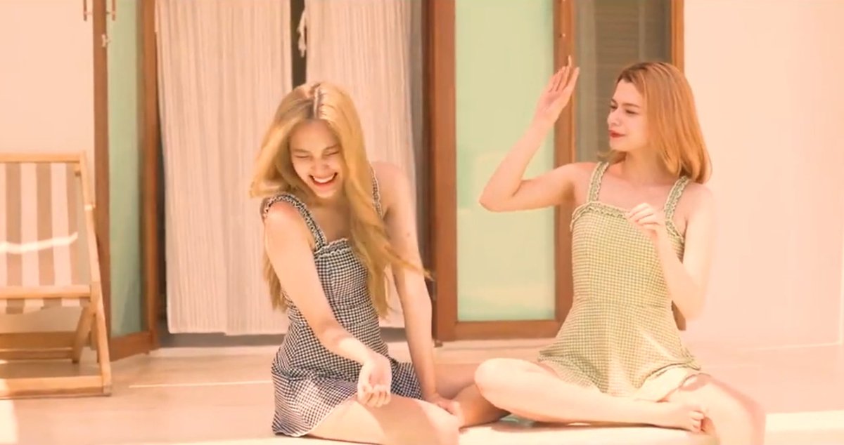 beckfreen4real's tweet photo. Idk why but Freen looks so happiest when she's with Becky 🥹 Her eyes sparkle like the stars in the sky and her smile brightens like sunshine. Becky's literally doing nothing but Freen already looks contented &amp; blessed to have her in her life

#srchafreen #beckysangels #ฟรีนเบค https://t.co/R1RJbwXx1N