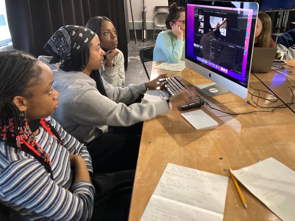 RichMixLondon's tweet photo. Big thanks to Albert Mensah from @_FortuneFavours and New Creatives alumni Joseph Baugh for a brilliant hands-on filmmaking workshop🎬

Great to bring together trainees from @MagicMeArts with young people joining New Creatives to learn from film industry professionals! https://t.co/e7JLaUVqH1
