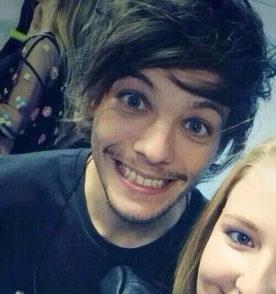 rainbow_larents's tweet photo. married https://t.co/VMfNZGPOth