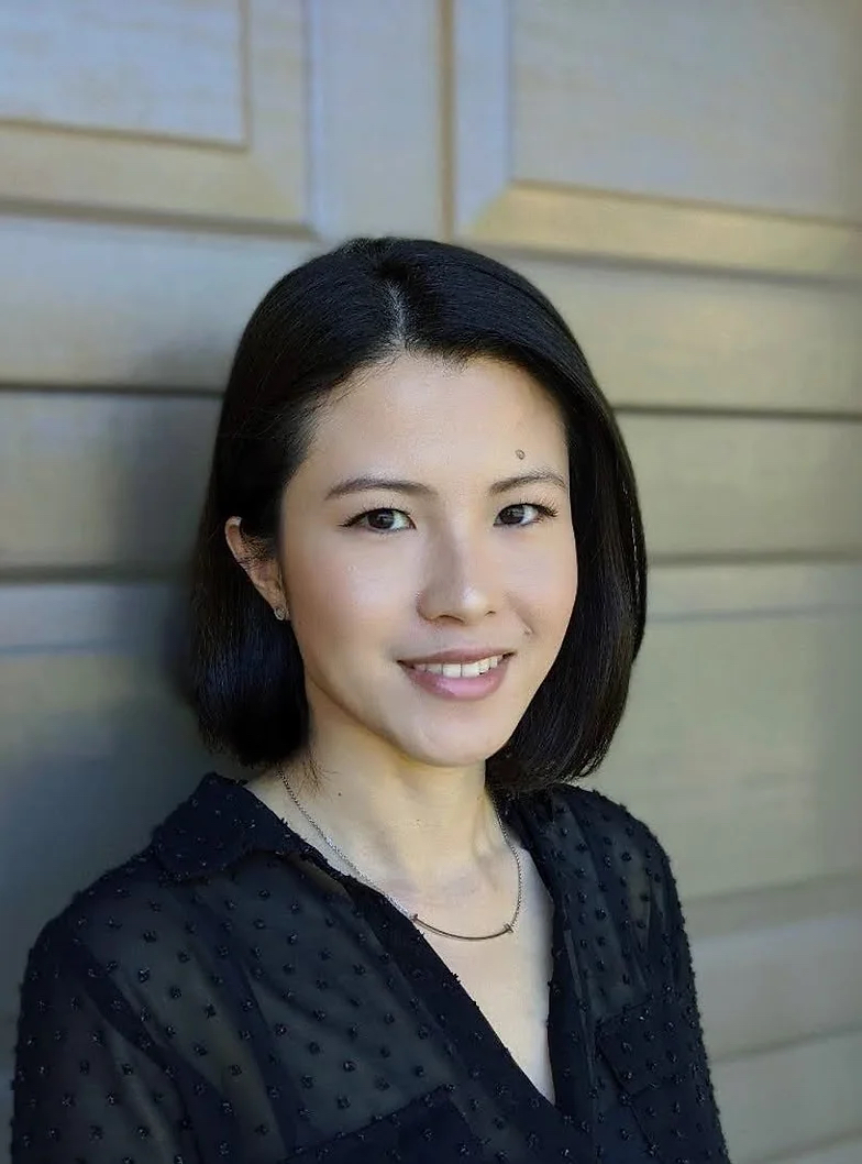 A new, first-of-its-kind undergraduate course blending mathematics, computing and textiles, and developed by Informatics Postdoctoral Scholar Joey Huang, is being offered this spring quarter at <a href="/UCIrvine/">UC Irvine</a>. 

READ: bit.ly/40A4SiE

#uciics #ucirvine #ics #irvine #roboloom