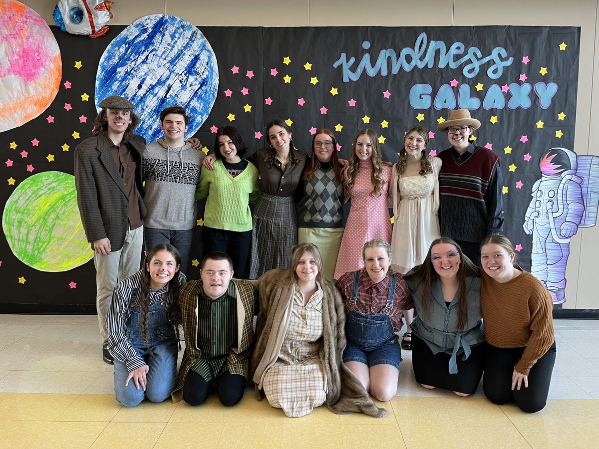 Advanced Theatre hit the road today with their touring Children’s Show! First stop, Shoal Creek Elementary! <a href="/LPSFineArts/">LPS Fine Arts</a> <a href="/LHSJAYS/">Liberty High School</a>