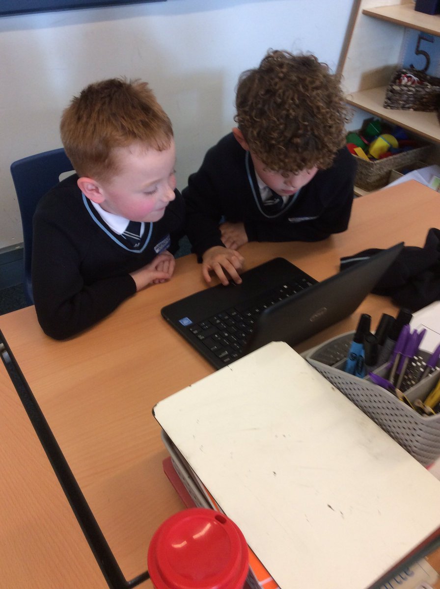 ditton_ps's tweet image. Year 1 really enjoyed their computing lesson today. They explored the paint program and the tools they could use within it. They were able to explain what they did and create pictures of themselves. #DittonPrimaryComputing