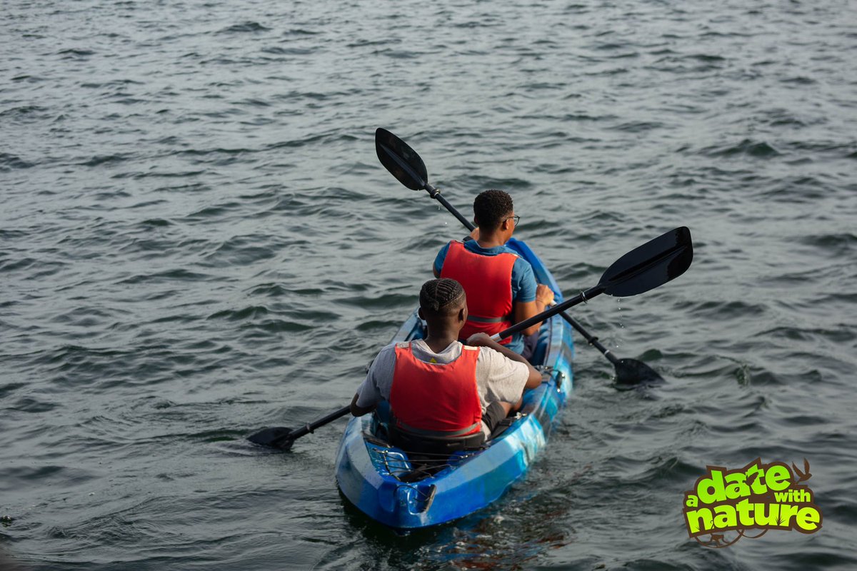 Learn to Kayak because ZOMBIES can’t swim🍃
#tbt #adatewithnature #ghanamonth #hiking #adventure #conqueryourfears #abseiling #kayaking