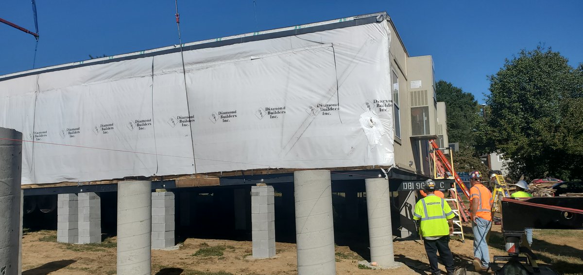 ModularGenius's tweet image. A public elementary school needed more classroom space, so they contacted Modular Genius. This 10,000 sq. ft. modular education building is being installed on time and on budget! 

#modular #modulareducation #modularclassroom