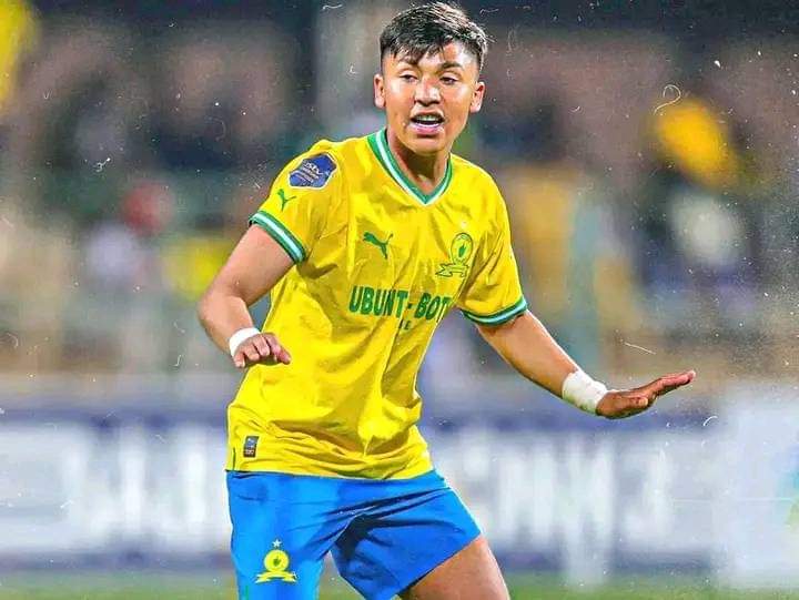 maetsebane's tweet photo. Sundowns press

Marcelo you had opportunity to play in a big league around Europe. Why South Africa and why Sundowns?

"Every footballer want to play for a big and winning team like Sundowns" Marcelo Allende https://t.co/JpWeyeVUcl
