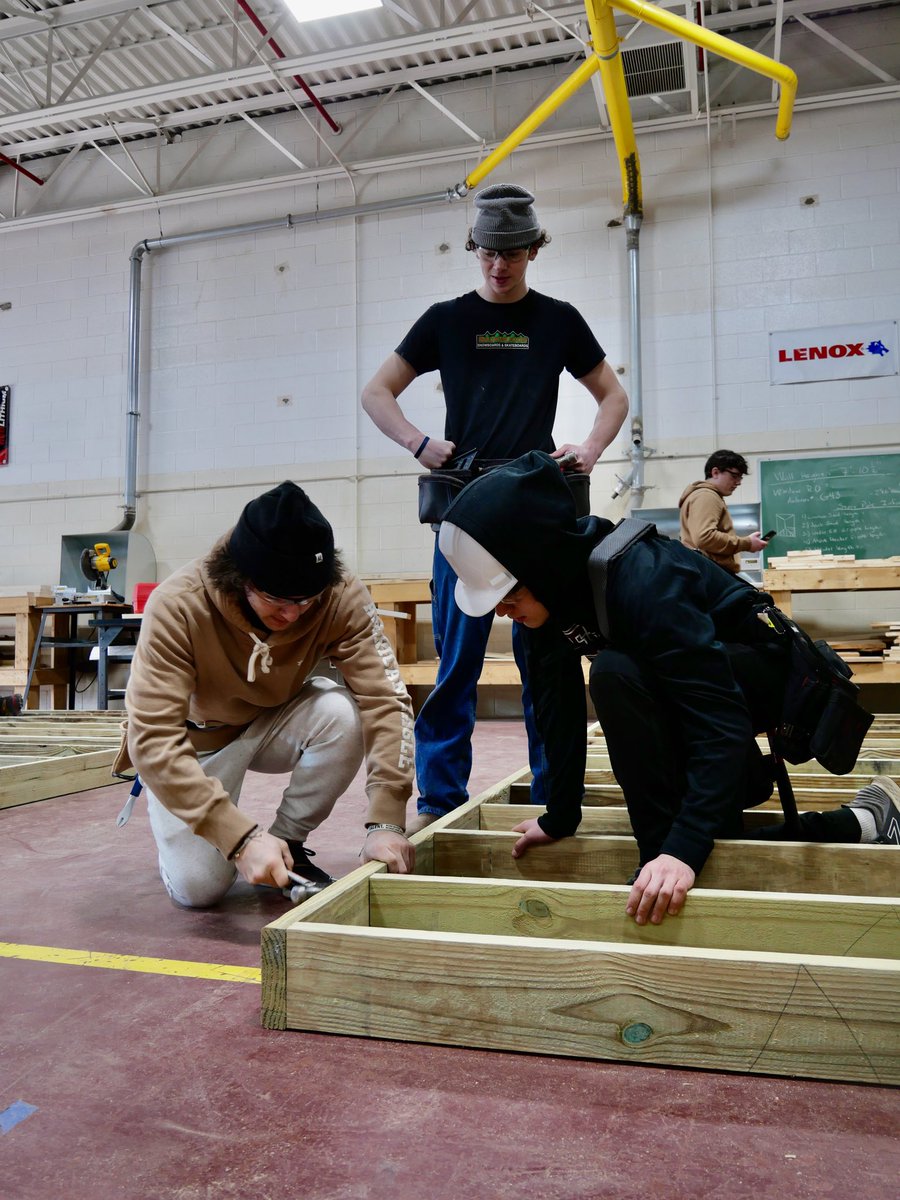 LRTC4ME's tweet photo. Shed season is upon us in Carpentry I and we can’t wait to see how this batch turns out! 
🪵🪚🔨

#mainecte #learningbydoing #lrtc https://t.co/vZQLv3afSs