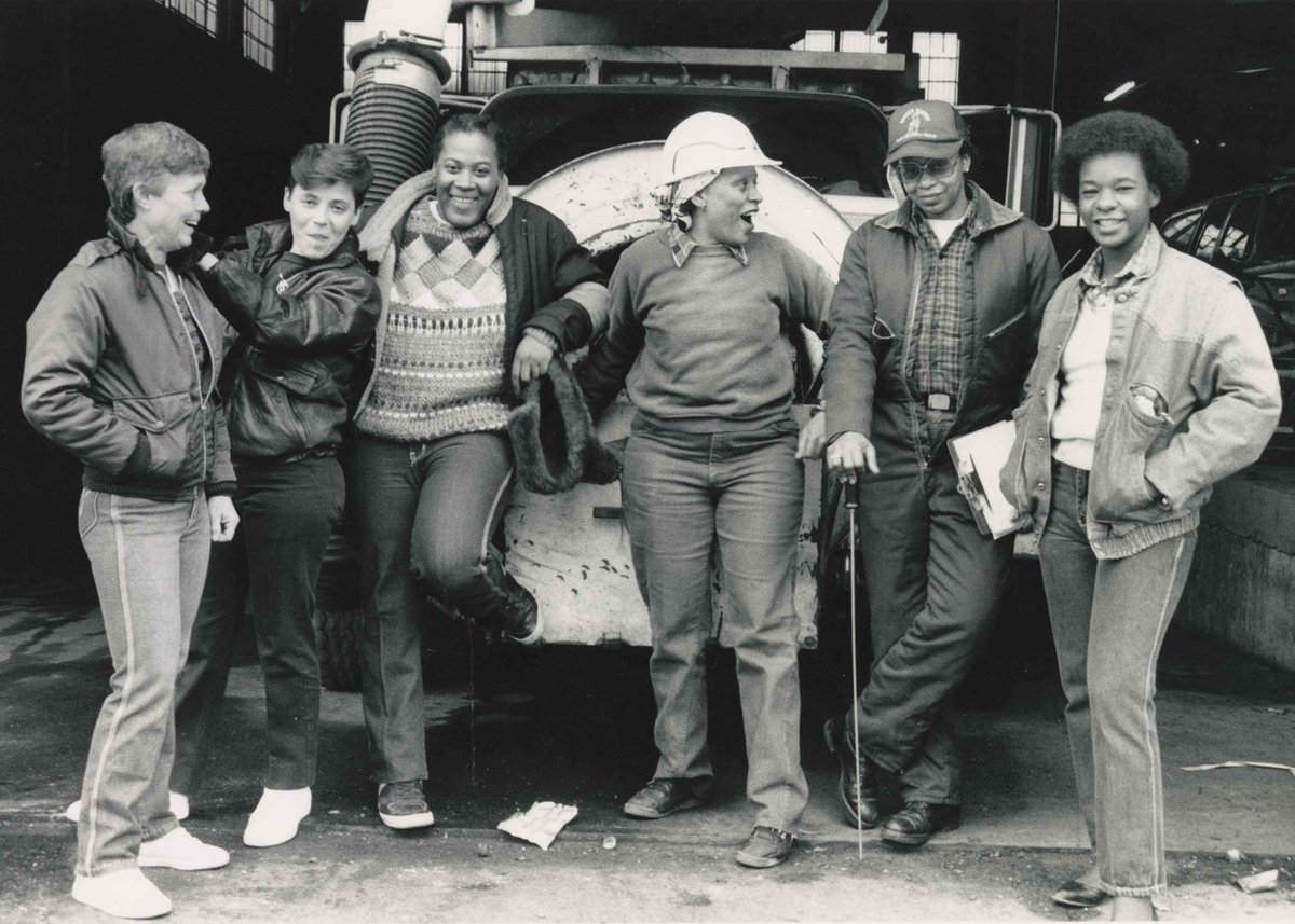 NYCWater's tweet photo. 🧵In 1986, we hired our first female construction laborers. 
    
Today Tiffany Solivan, Tori Boria, Chrystal Pringle, Ashlee Cavanaugh, and June Allison fill those boots 🥾. #WomensHistoryMonth #TBT

How it started:                             How it's going: https://t.co/Z8ZMS6a66h