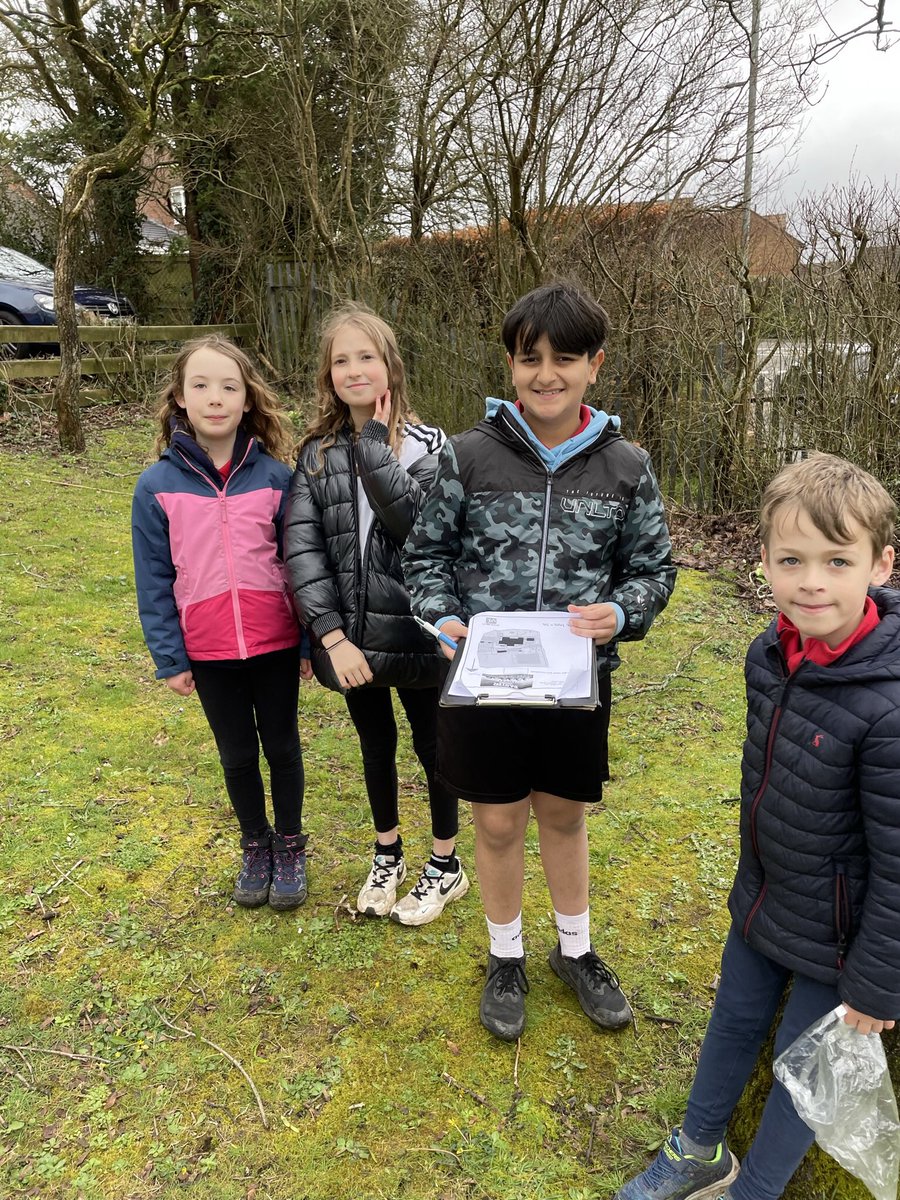 Hendrefoilan's tweet photo. Key Stage 2 made the most of a break in the weather to have their Easter Egg Hunt. Some great teamwork, map work and orienteering skills used. Thanks to Mr K for organising. #hdfpHCI #hdfpHum #hdfpfun https://t.co/BECOj3Tj9W