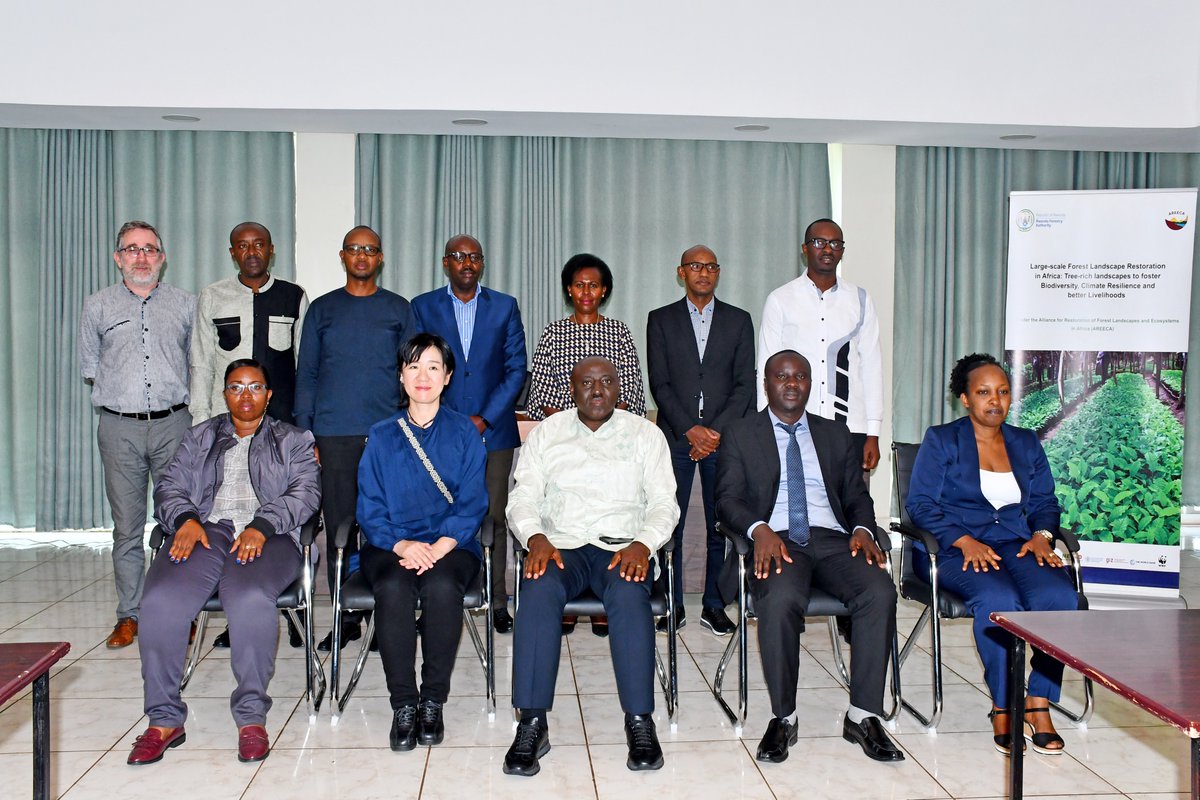 IucnRwanda's tweet image. Today, @IucnRwanda, @RwandaForestry, @RwandaEast &amp;amp; Districts of Kirehe, Ngoma, Bugesera, Kayonza, Rwamagana, Gatsibo, Nyagatare signed Memorandum of Understandings on restoration of degraded lands in the Eastern Province through restoration projects (#TREPA, #COMBIO &amp;amp; #AREECA)