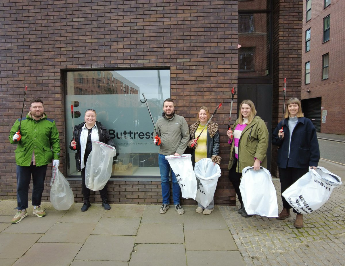buttressarch's tweet photo. Our 'litter heroes' have taken to the streets of Ancoats to help in this year's Great British Spring Clean to Keep Manchester Tidy. Litter picking is a simple and rewarding action in making a difference to the area we take pride in.
#McrSpringClean23 #KeepManchesterTidy https://t.co/a9Su175WI2