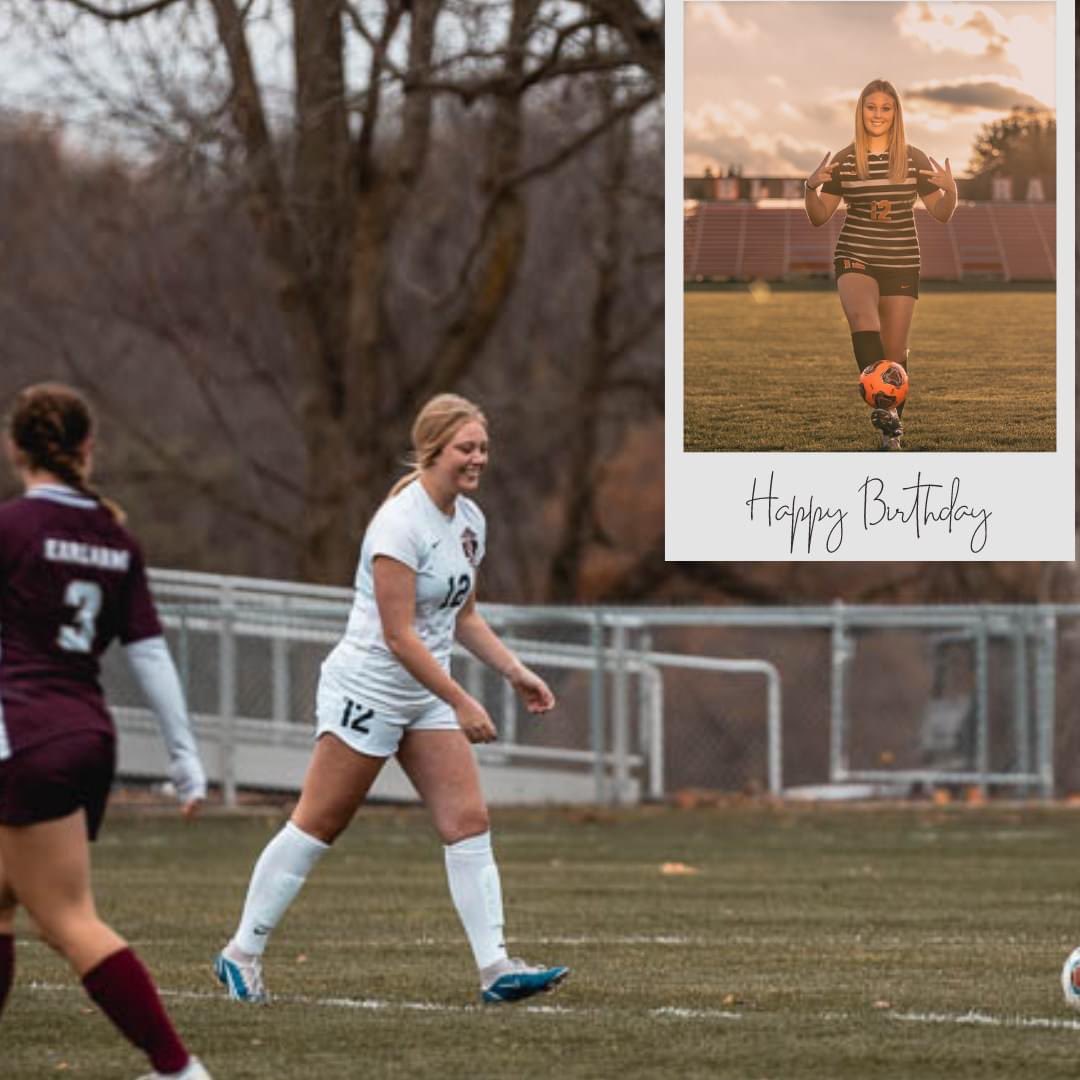 AURavensWS's tweet photo. Happy Birthday to Freshmen defender Abigail Fessel! We hope you have a fantastic day! πππ₯³
#Allof1 #AUWSFamily #GBGR https://t.co/tusVr4MgBe