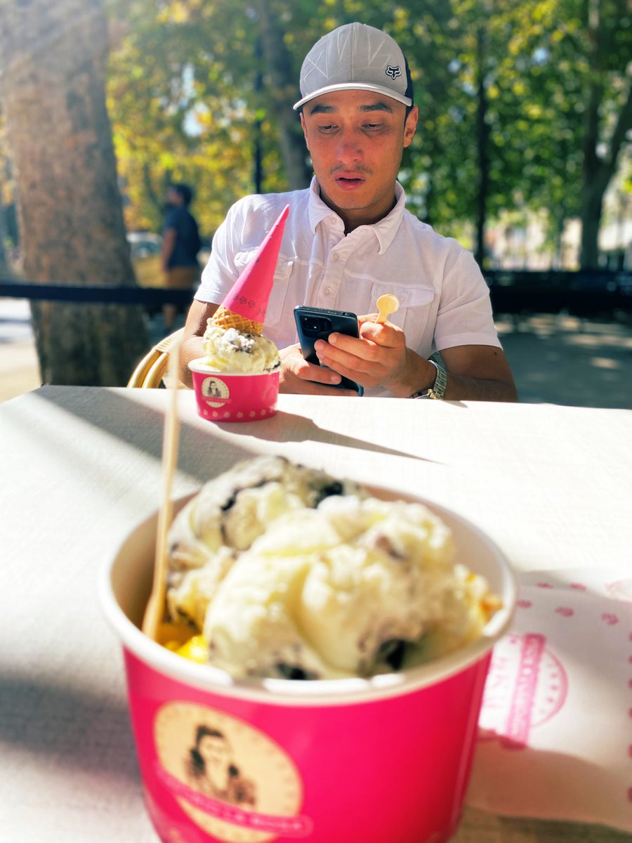 IngridC53788948's tweet photo. Cuando Saben Cómo endulzar Tu día 🥰🍨 #emporiolarosa #Felicidad 😊✨❤️ https://t.co/qm9nIsdzaq