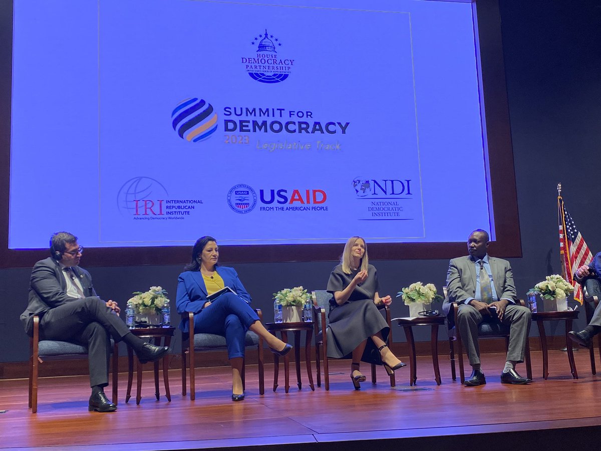 KasunePrincess's tweet photo. Representing my Country @ the summit for democracy in Washington DC ,US. Which Zambia is also Co-Hosting H.EvHakainde Hichilema. As modern leaders lets treasure democratic vanguards for posterity. @sadcpf @UnaidsZ
🙇🏻♂️🙇🏻♂️🙇🏻♂️🙏🏾🇺🇸🇿🇲
#SummitForDemocracy
#impactHDP https://t.co/kP3SvvLOFR