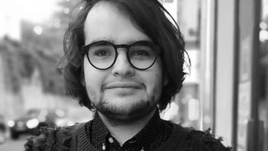 GrandParquet's tweet photo. Pour fêter la parution de #GloriaGloria aux @Theatrales, @lacolline_tn organise une rencontre / lecture ce vendredi 31 mars à 18h avec l'auteur #MarcosCaramèsBlanco lauréat de la bourse de résidence 2022 de La Colline. 📖
entrée libre → réservation à invitations@colline.fr https://t.co/i5gCX5dUSF