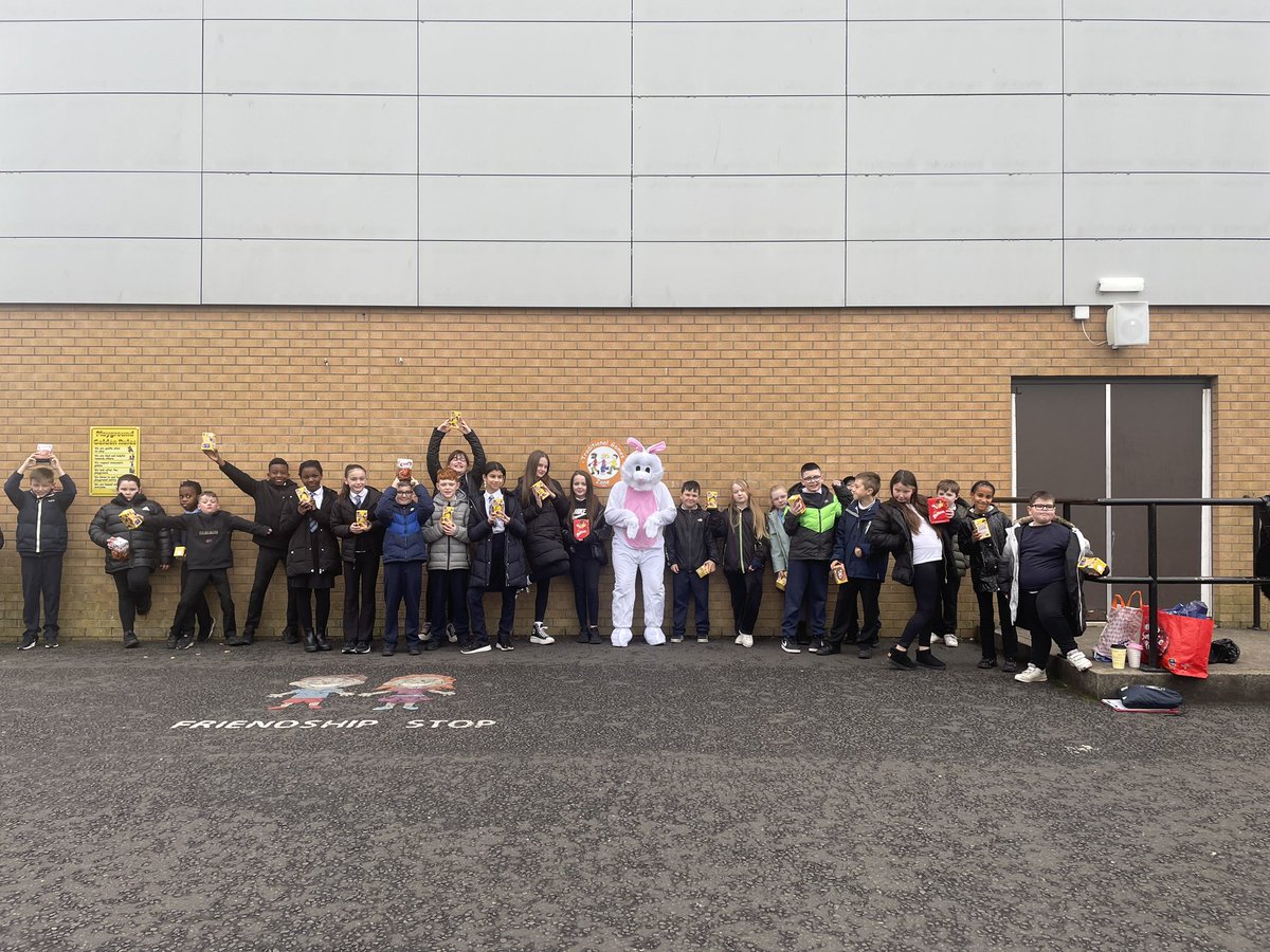_MissMcMillann's tweet photo. Thank you to the parent council for organising an eggcellent Easter hunt this morning 🐣🍫We are very grateful 😊 @StClaresDrum #Easterfun #outdoors #happydays https://t.co/Ggt8IaglvK