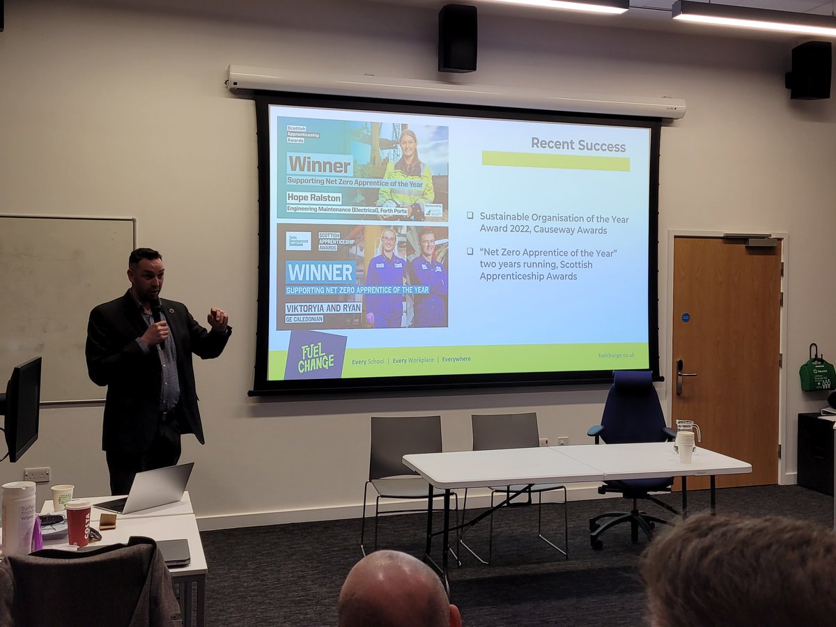 highlandcarbon's tweet photo. Excellent #FuelChange event today in Inverness; an innovative student sustainability initiative in partnership with @ThinkUHI, @HIEScotland, @ZeroWasteScotland & @whyteandmackay https://t.co/ygOTJhOBnP
