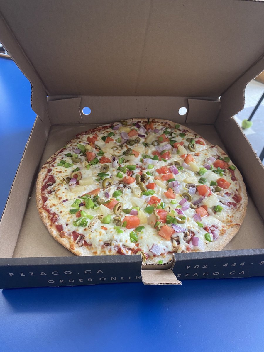 Kelly Christie tweet media