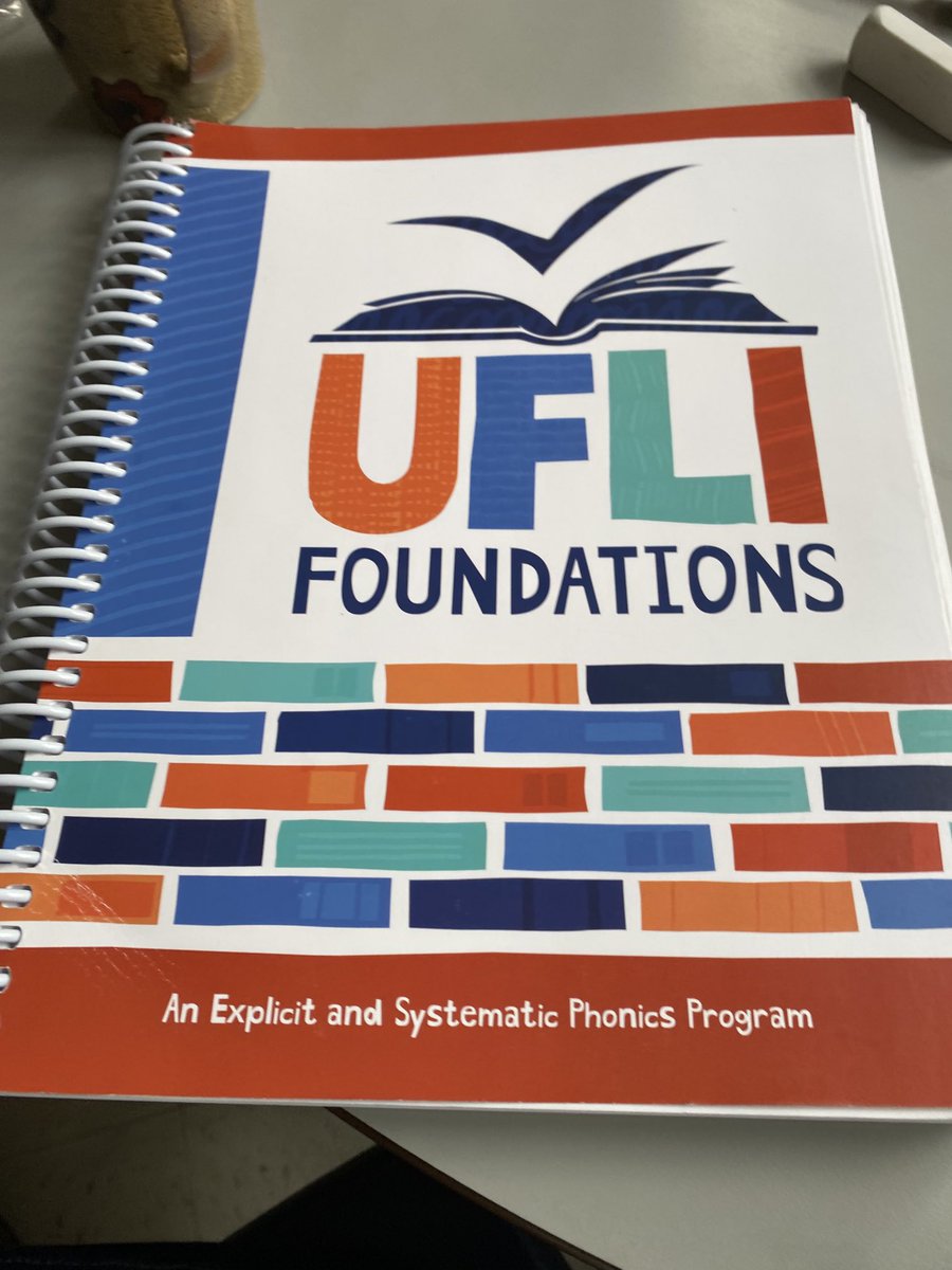 Kelly Christie tweet media