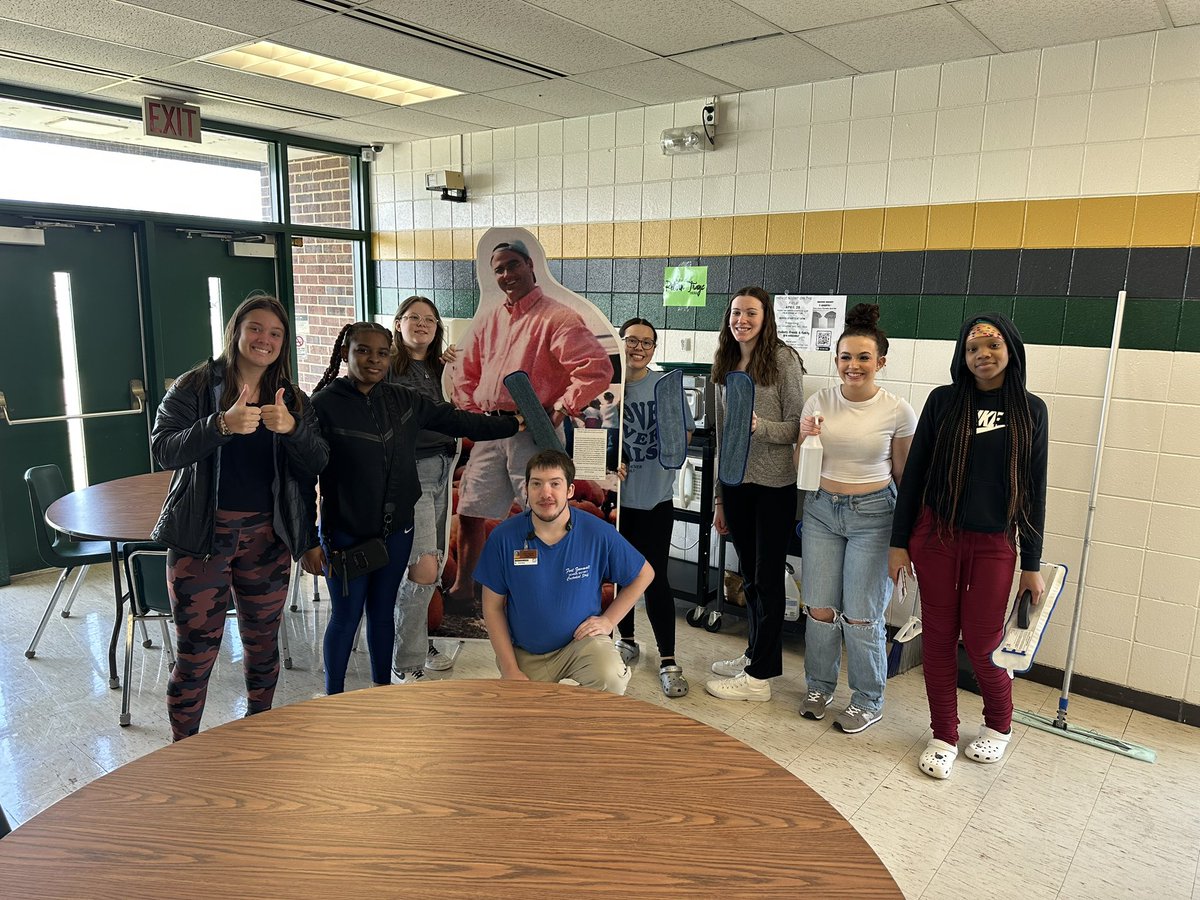 #FlatSutton with Advanced Leadership Class. Visited the new turf, Panther eyes, wiping tables in the cafeteria.