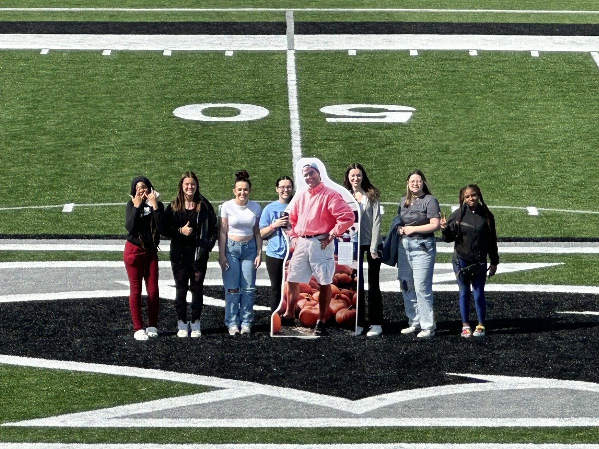 FZNTennis2026's tweet photo. #FlatSutton with Advanced Leadership Class. Visited the new turf, Panther eyes, wiping tables in the cafeteria. https://t.co/ljSws4aCdo