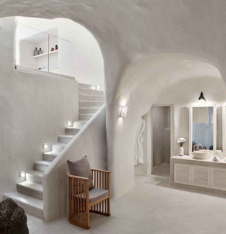 wearelotuscomms's tweet image. Are you a UK writer planning to travel to Greece this year? Get in touch with our team to hear more about our luxury villa accommodation: travelstaytion@wearelotus.co.uk 🇬🇷🏛️
#PRRequest #JournoRequest #TravelWriter #Greece