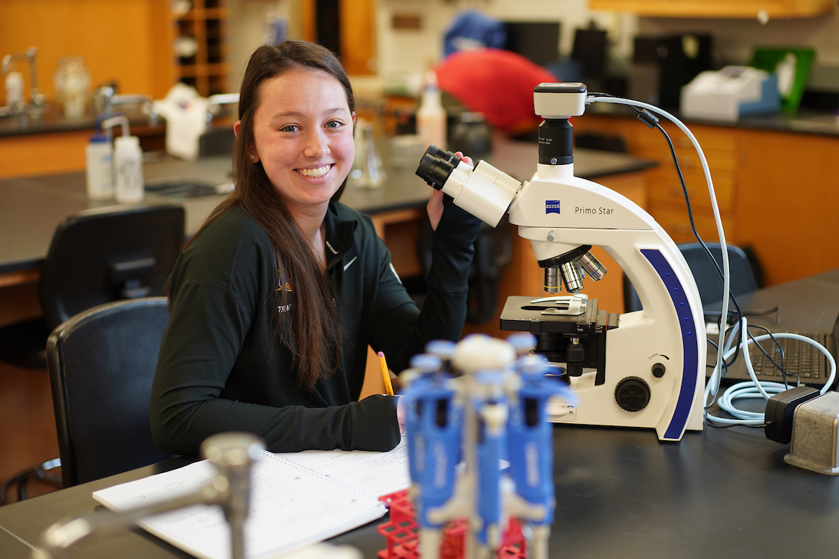 Future doctors get their start at UNI.  

Explore your path ⬇️ 
uni.edu/resources/acad…