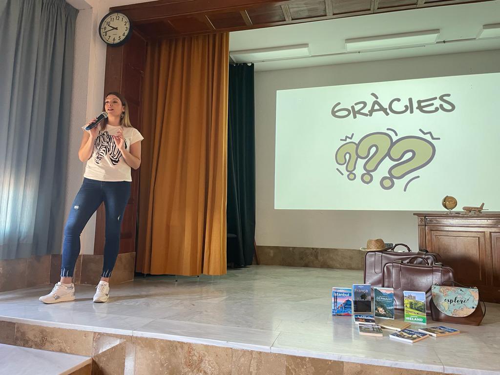 🇪🇺☝🏻🔊 Jornades #ErasmusPlus on els participants al #ConsorcioNESTT comparteixen les seues experiències a Europa.
<a href="/CEFIREambitPLG/">Àmbit de Plurilingüisme</a>
#CEFIREXàtiva 
<a href="/GVAeducacio/">GVA Educació</a>
<a href="/sepiegob/">SEPIE</a>
<a href="/Erasmus_Project/">Erasmus+ Projects</a>