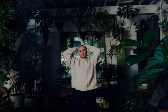 .<a href="/Laurence_Guy/">Laurence Guy</a> details his new album - and shares a wicked collab with <a href="/KiLLOWEN_/">KiLLOWEN ∞</a>... 

clashmusic.com/news/laurence-…