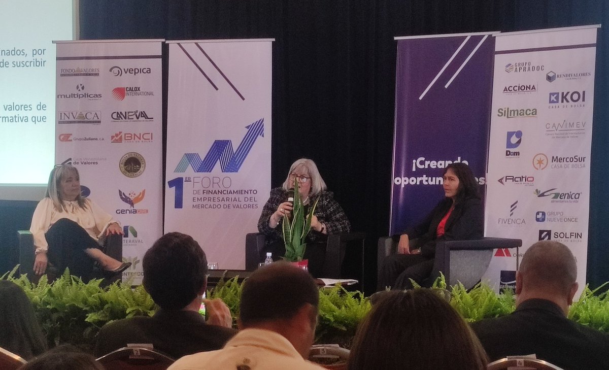 valoralta1's tweet photo. Fulvia Romero de la @Sunaval y Milagro Hernández Consejera Externa de la @Bolsacaracas conversaron sobre cómo los aspectos normativos son aplicados al financiarse, su regulación y opina que han sido "Normas inteligentes para crecer en el Mercado"
#forosunaval #foroempresarial https://t.co/SaL1YVxVd6