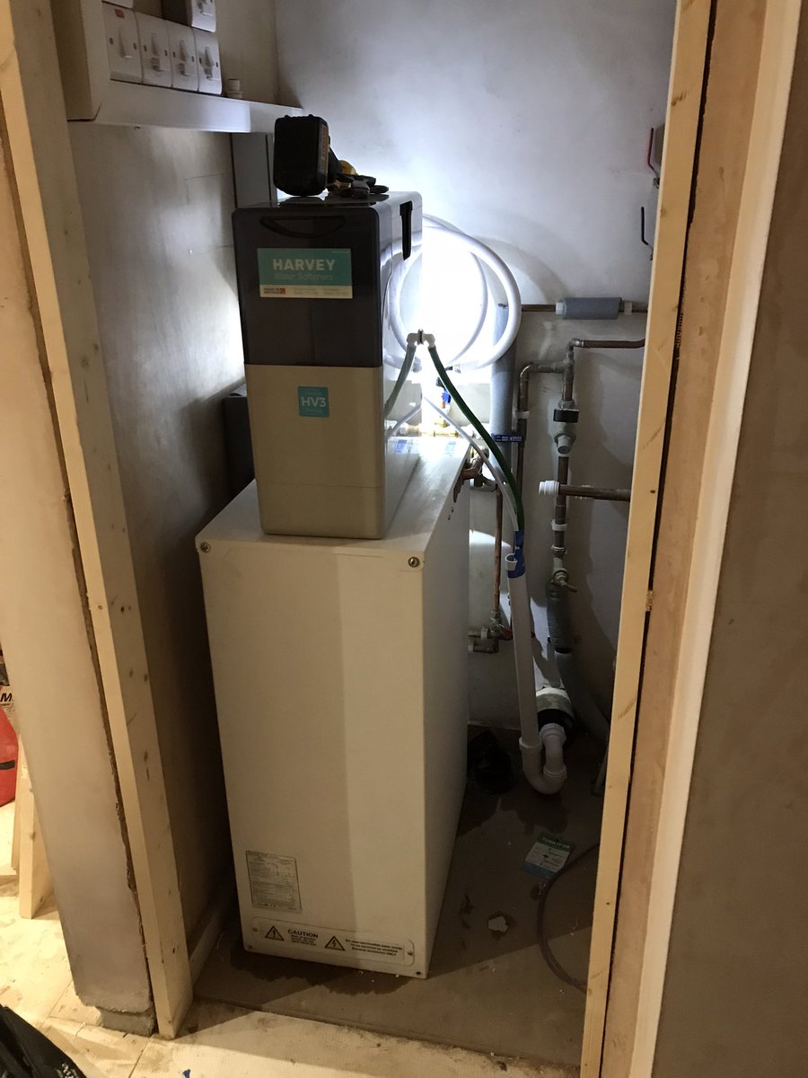 An older version of the <a href="/SunampLtd/">Sunamp Ltd</a> moved downstairs and re plumbed in. The water softener on top, as there is a lot more to go in there.  210 litres is such a small box. #carbonneutral #ClimateCrisis #efficiency #stopburningstuff