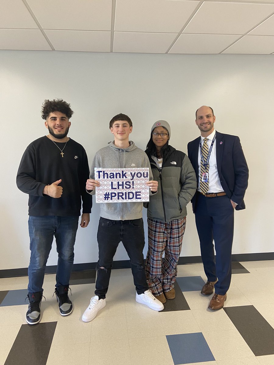 Rob Mezzanotte tweet media