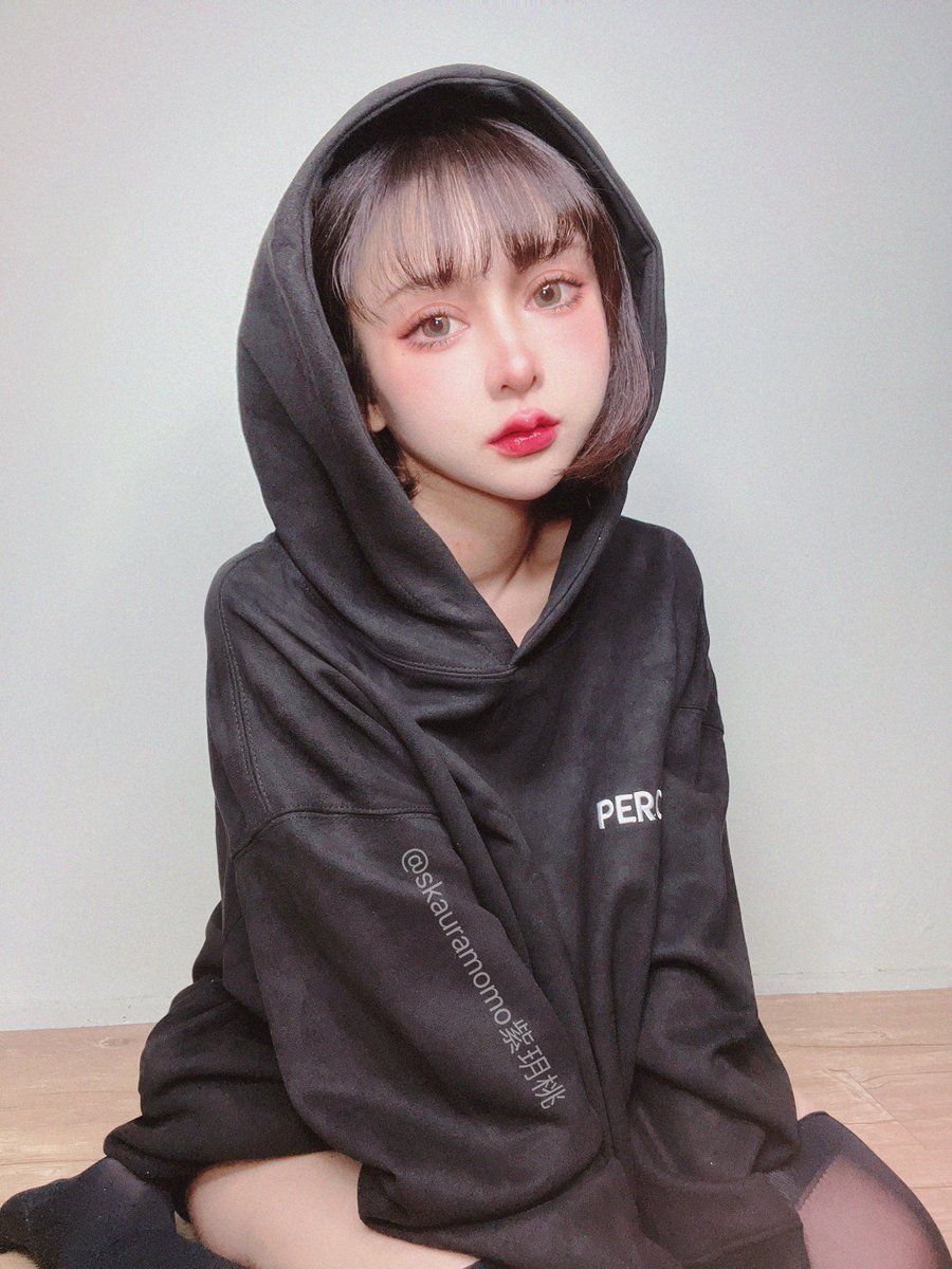不睡覺在幹嘛～📷✨ https://t.co/wD9O0aaYY0