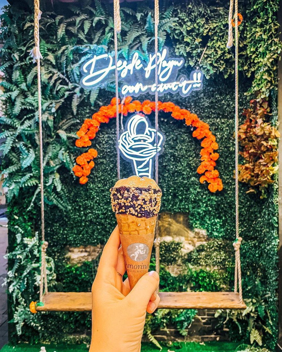 TulumTulum's tweet photo. A tan solo una hora de #Tulum encontrarás la Quinta Avenida de @PDelCarmenMx , ideal para dar un paseo, hacer compras y probar un platillo nuevo. 

¿𝗬𝗮 𝗹𝗮 𝗰𝗼𝗻𝗼𝗰𝗲𝘀? 🛍️🍧⁣
⁣
🌐: https://t.co/QKm35c2Qca
📸: exploredbymarta vía IG⁣⁣⁣⁣
⁣⁣⁣⁣
#CaribeMexicano https://t.co/42O3nAgvXq