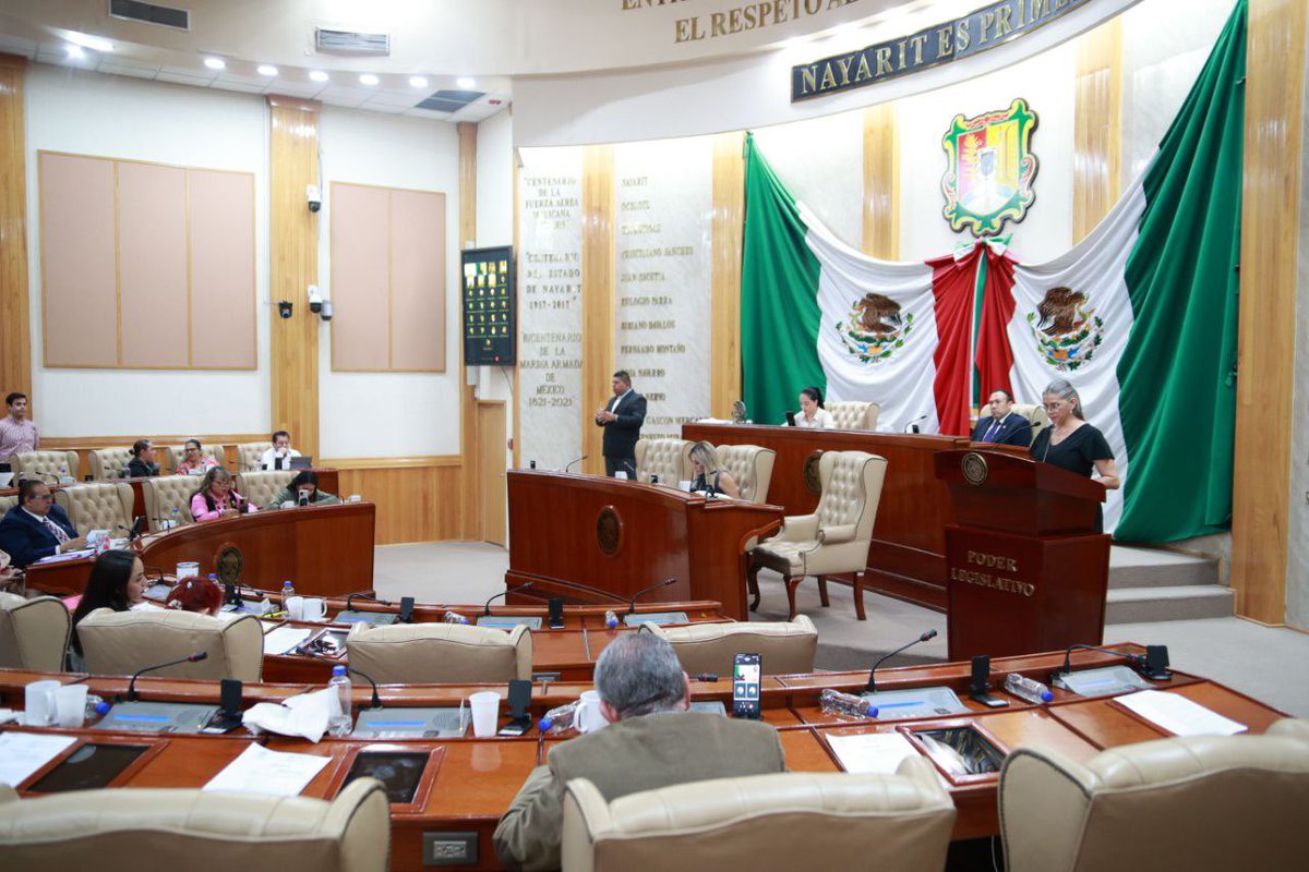Presenta la diputada Tania Montenegro Ibarra, Iniciativa con Proyecto de Decreto, que reforma la Constitución Política del Estado Libre y Soberano de Nayarit, en materia de declaración 3 de 3 contra la violencia hacia las mujeres. #VocesQueTransforman