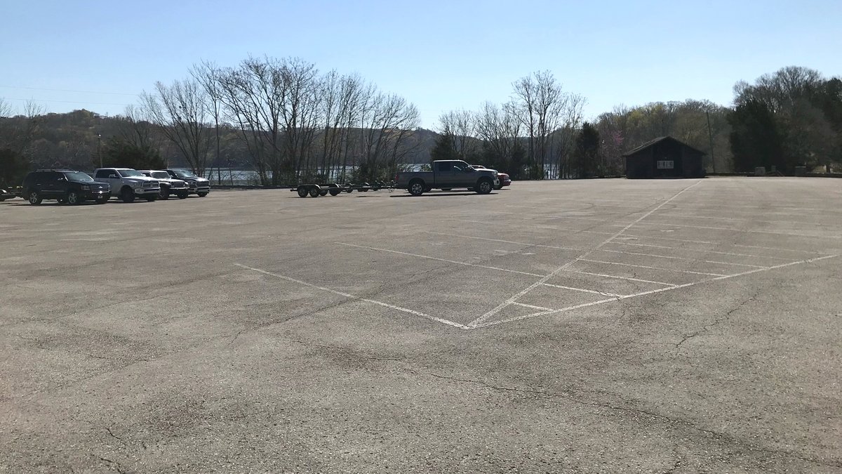 NashvilleCorps's tweet photo. #NashvilleCorps announces Pleasant Grove Recreation Area in Celina, Tennessee, is closing on or around April 6, 2023, to repair, pave & stripe the parking lot. Closure should last through April 20. Timeframe may adjust on weather. #PavingProject #USACE https://t.co/8qTKQqLDwg https://t.co/DwjRATZFuq